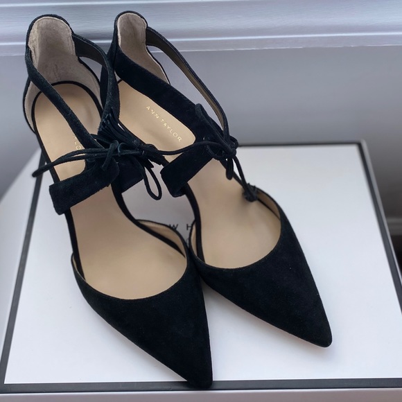 Carson Suede Tassel Pump - Picture 2 of 5